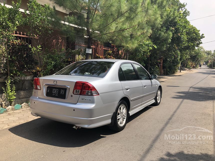 2004 Honda Civic VTi-S Sedan