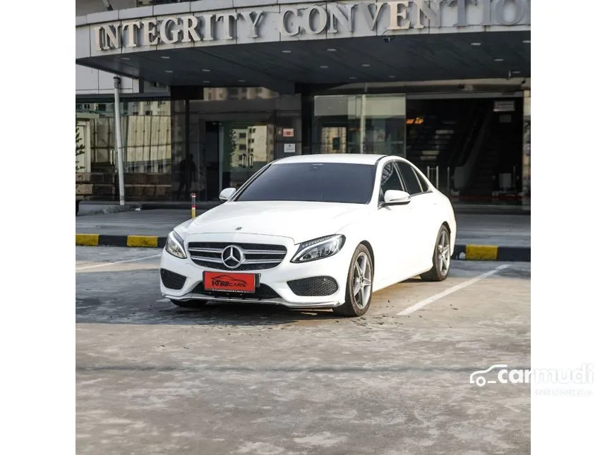 2018 Mercedes-Benz C200 AMG Line Sedan