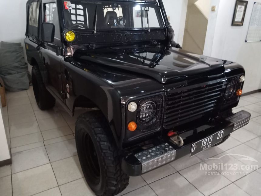 Jual Mobil Land Rover Defender 1977 2.5 Manual 2.5 di DKI Jakarta ...