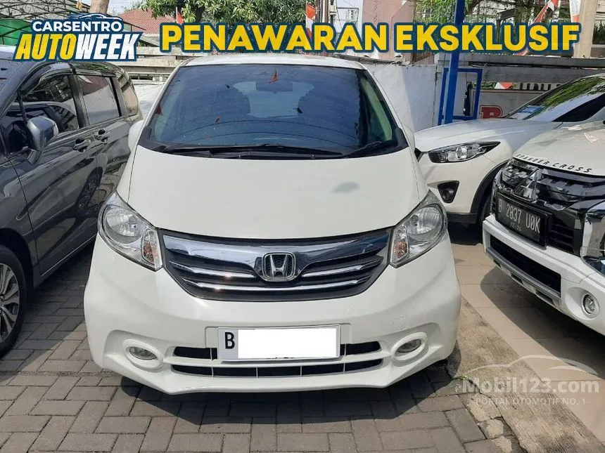Jual Mobil Honda Freed 2013 E 1.5 di Jawa Tengah Automatic MPV Putih Rp 160.000.000