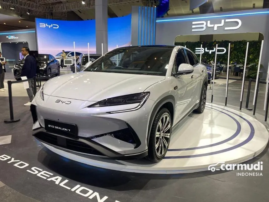 2025 BYD Sealion 7 Premium SUV