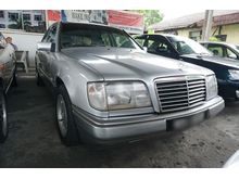 1990 Mercedes-Benz E230 (A) 2.3