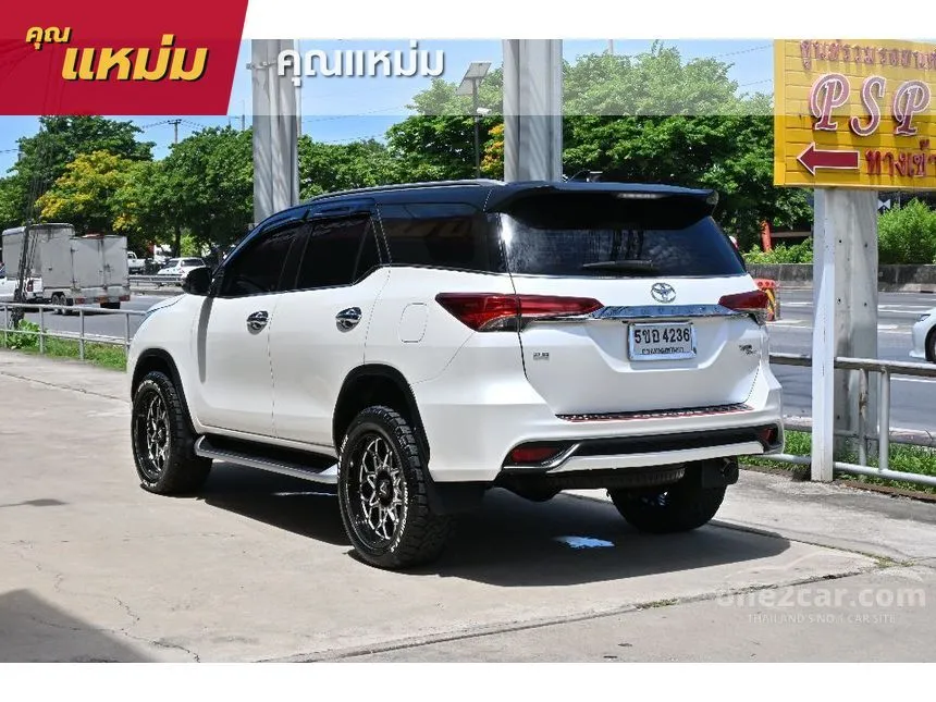 2018 Toyota FORTUNER TRD Sportivo (Blacktop) SUV