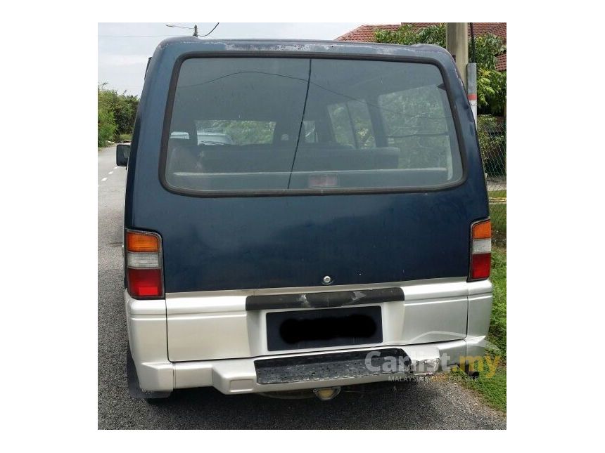 1996 Mitsubishi L300 Van