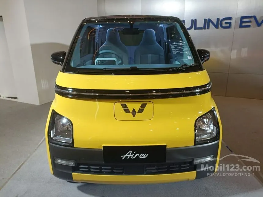 Jual Mobil Wuling EV 2024 Air ev Long Range di Jawa Barat Automatic Hatchback Kuning Rp 255.900.000