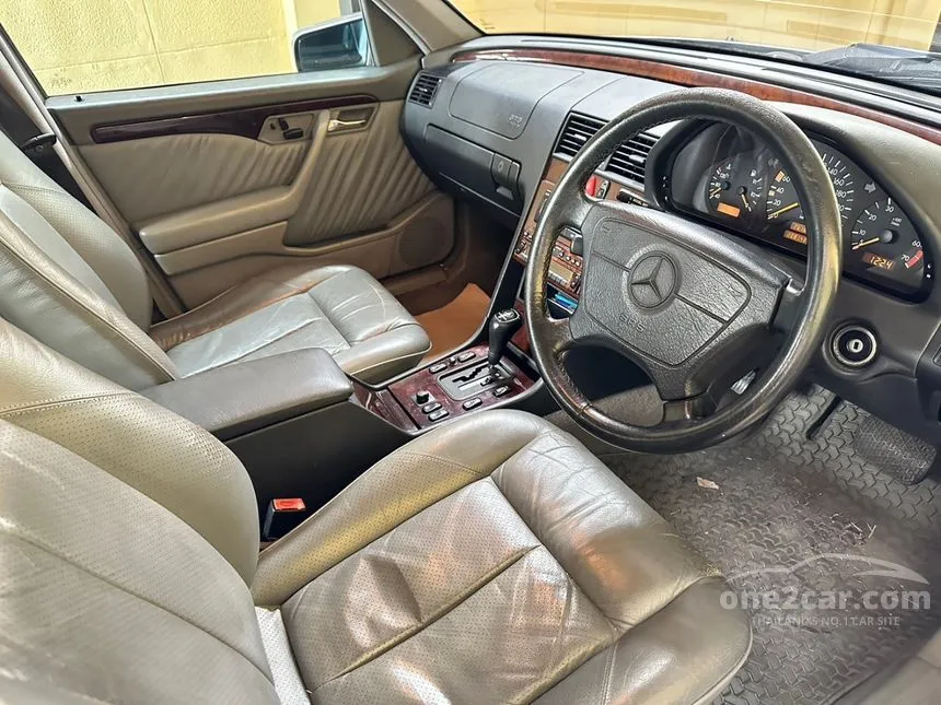 1994 Mercedes-Benz C220 Elegance Sedan