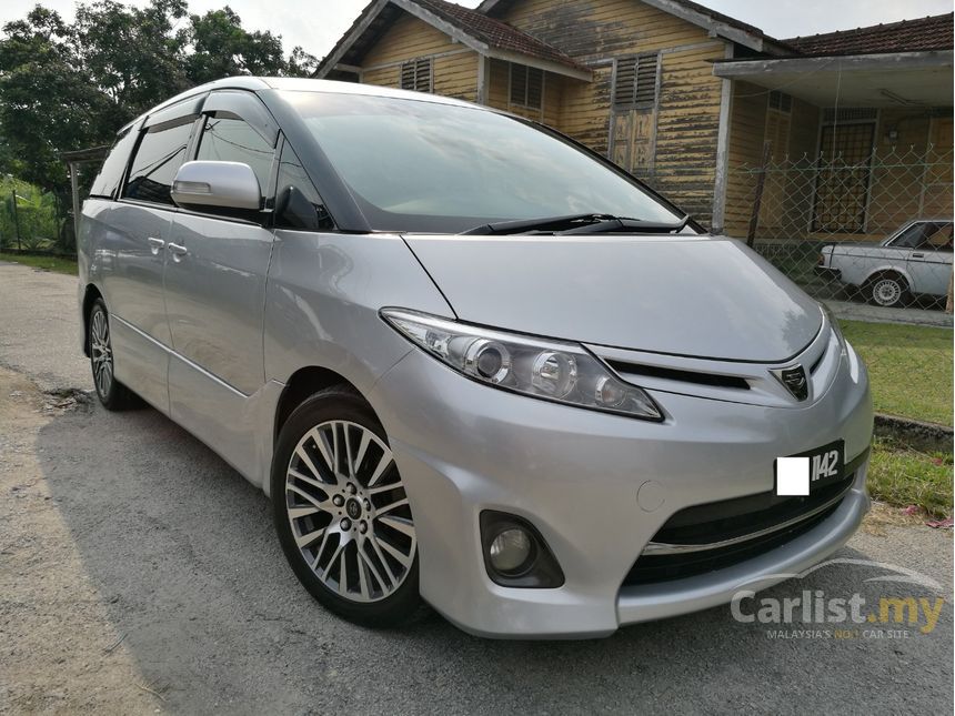 Toyota estima 2010