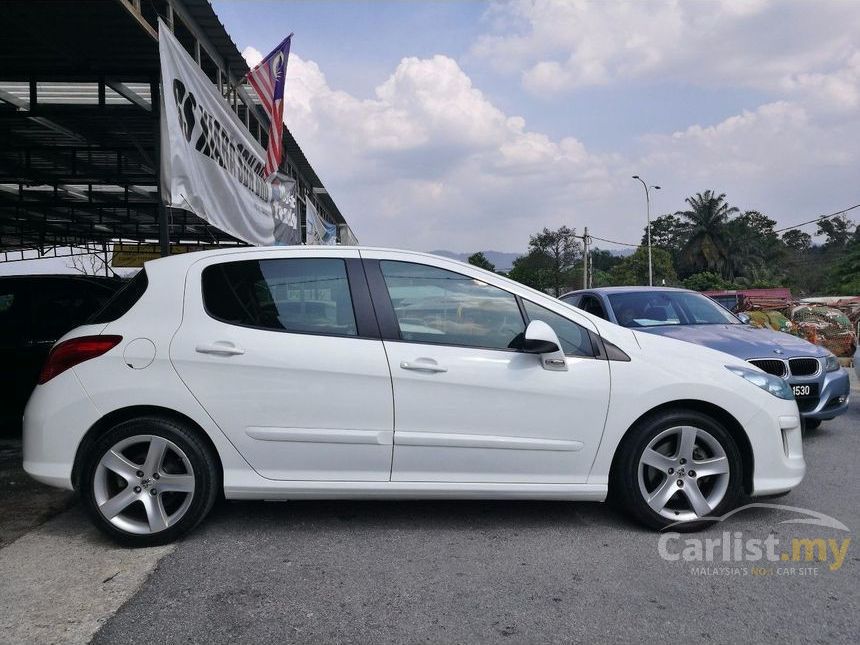 Peugeot 308 2013 1.6 in Selangor Automatic Hatchback White 