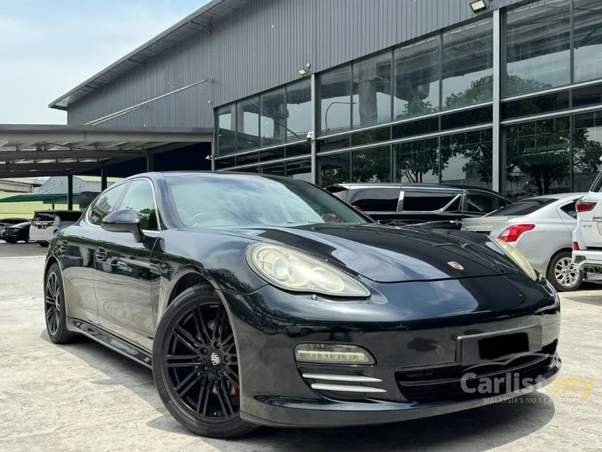 2010 Porsche Panamera 4S Hatchback