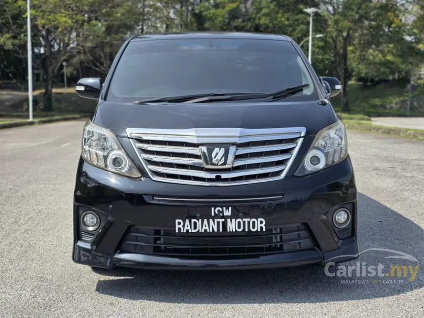 2013 Toyota Alphard 240G MPV