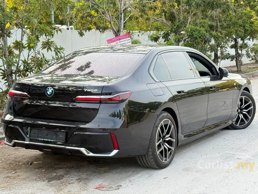 2023 BMW 750e xDrive M Sport Pure Excellence Sedan