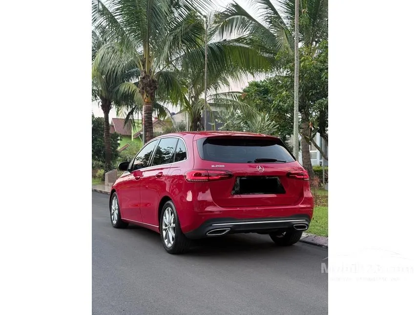 2018 Mercedes-Benz B200 Progressive Line Hatchback