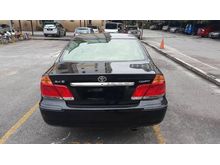 2004 Toyota Camry 2.4 V Sedan