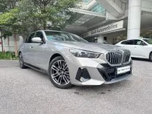 2025 BMW 520i 2.0 M Sport Sedan ( TRUE YEAR MAKE ) MILEAGE 3K KM SERVICE RECORD , UNDER WARRANTY , ORIGINAL CONDITION LIKE NEW