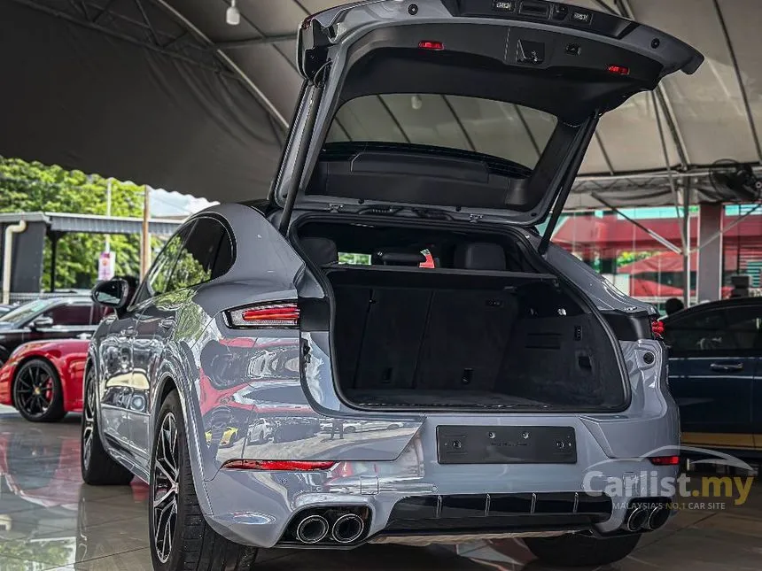 2023 Porsche Cayenne Turbo SUV