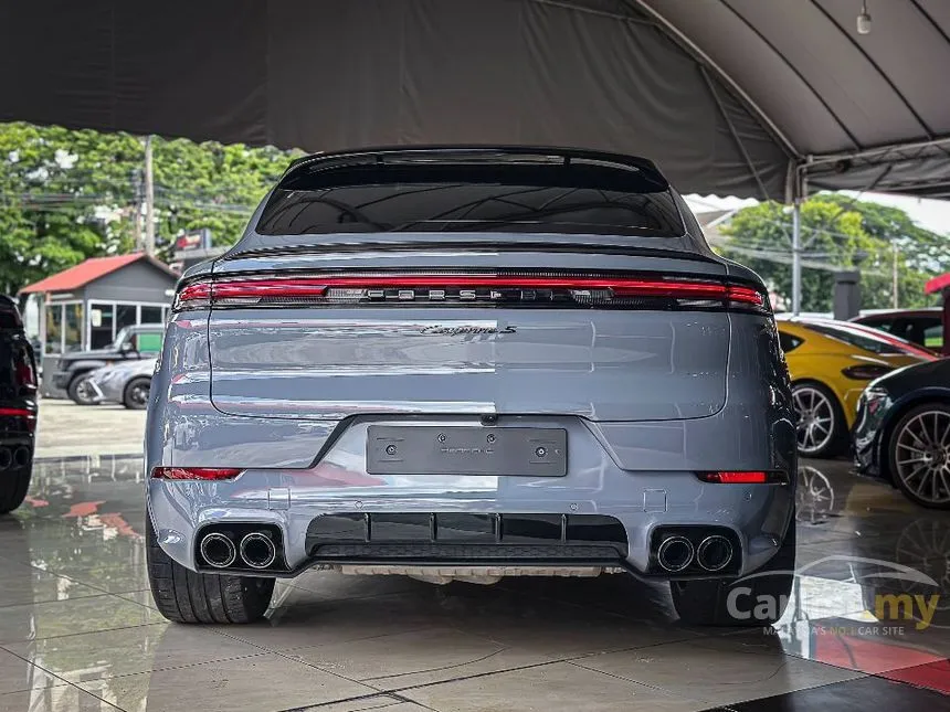 2023 Porsche Cayenne Turbo SUV