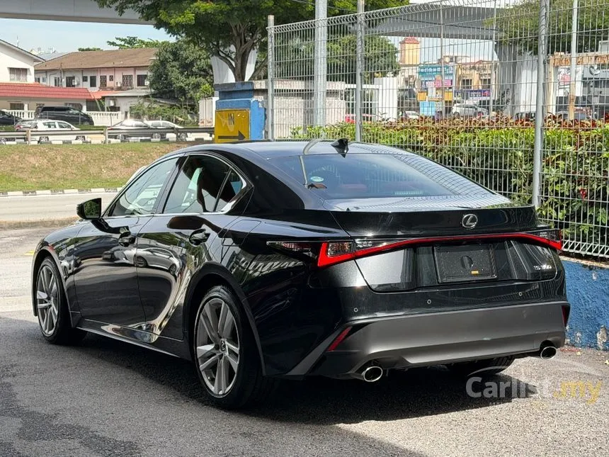 2022 Lexus IS 300 F Sport Sedan