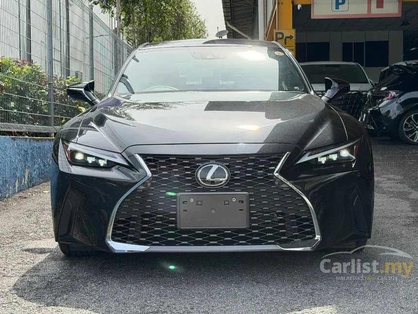 2022 Lexus IS 300 F Sport Sedan