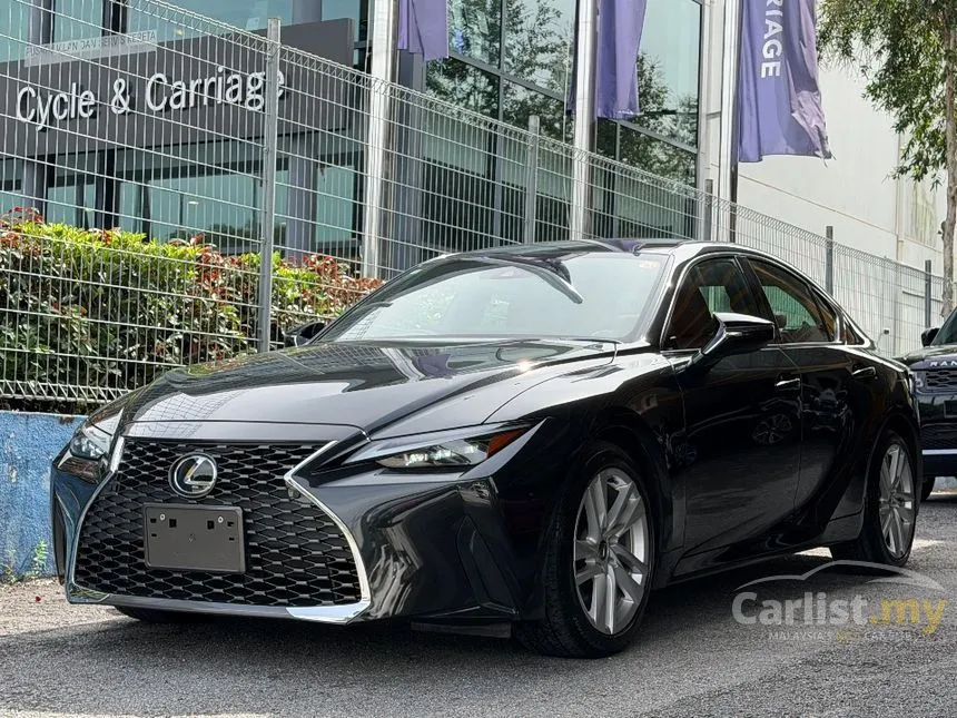 2022 Lexus IS 300 F Sport Sedan