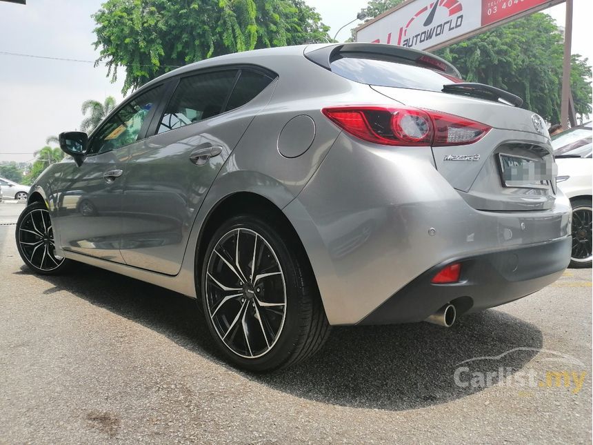 Mazda 3 2015 SKYACTIVG 2.0 in Kuala Lumpur Automatic Hatchback Grey