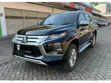 2022 Mitsubishi Pajero Sport 2.5 Exceed SUV AT Hitam Pemakaian 2023 Termurah Bagus