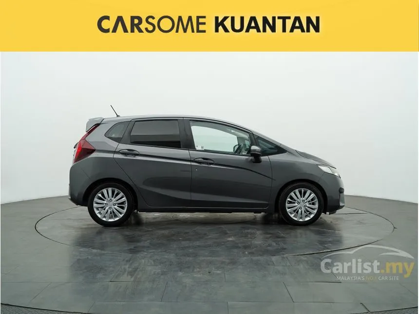 2016 Honda Jazz V Hatchback