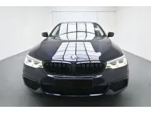 2020 REG 2021 BMW 520i 2.0 Luxury Sedan / FS-RECORD / M-SPORT BODYKIT /