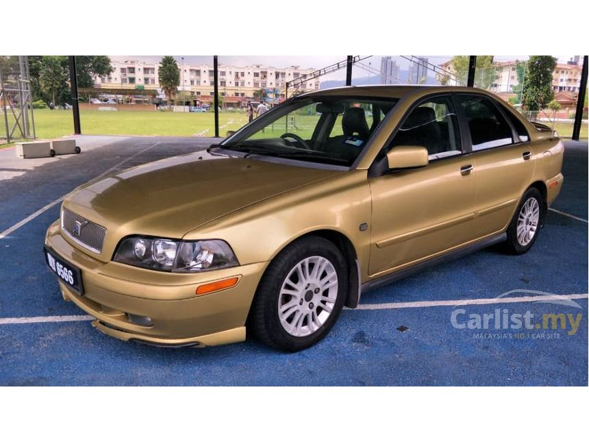 Volvo S40 2004 LPT 1.9 in Selangor Automatic Sedan Yellow 