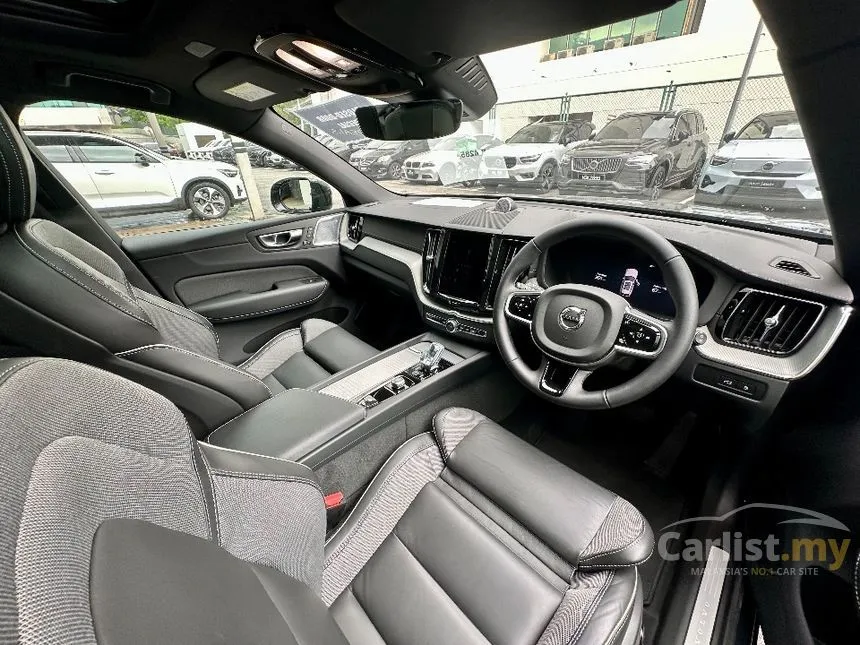 2025 Volvo XC60 Recharge T8 Ultimate PHEV SUV