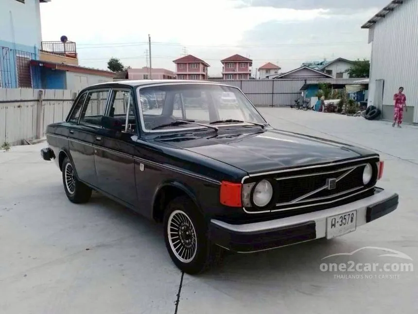 1975 Volvo 144 Classic Sedan