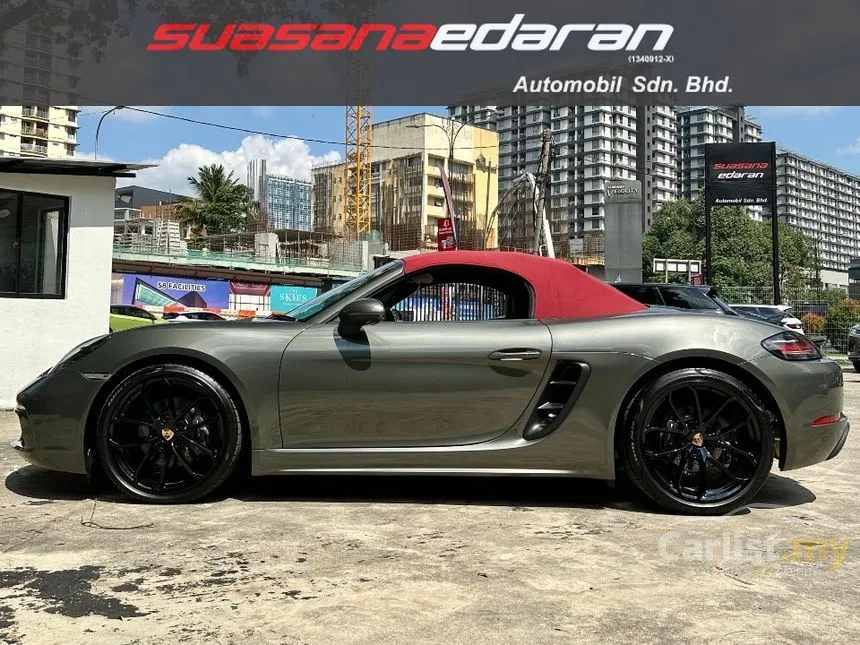 2023 Porsche 718 Boxster Convertible