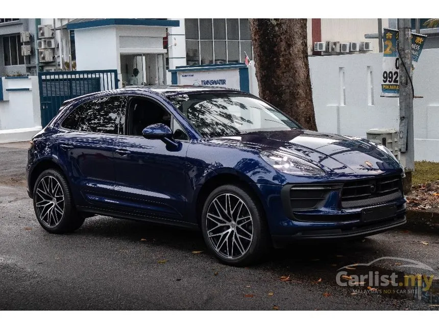 2022 Porsche Macan SUV