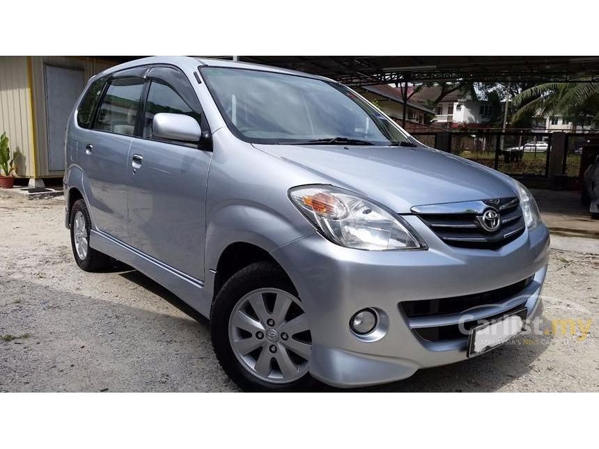 Legenda Jalanan: Mengupas Tuntas Toyota Avanza Silver 2010