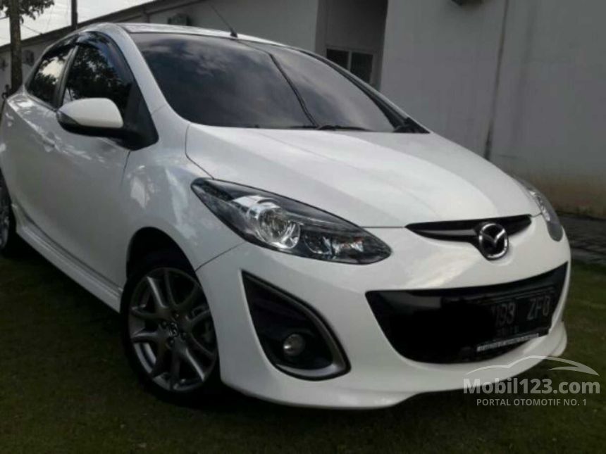 Jual Mobil Mazda 2 13 R 1 5 Di Banten Automatic Hatchback Putih Rp 145 000 000 Mobil123 Com