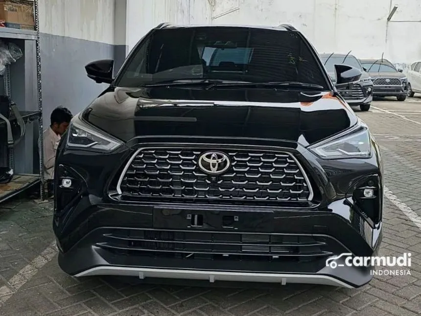 2024 Toyota Yaris Cross S HEV Wagon