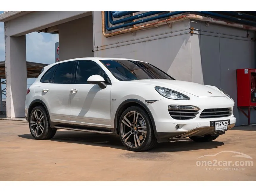 2012 Porsche CAYENNE S Hybrid SUV