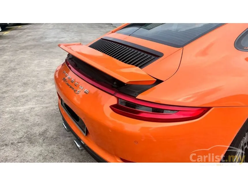 2016 Porsche 911 Carrera Coupe