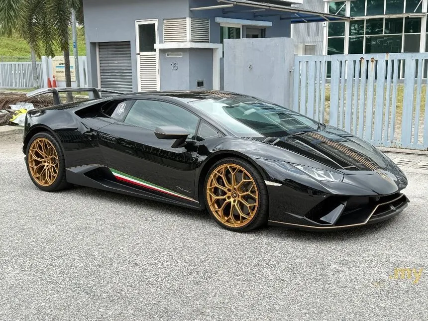 2018 Lamborghini Huracan Performante Coupe