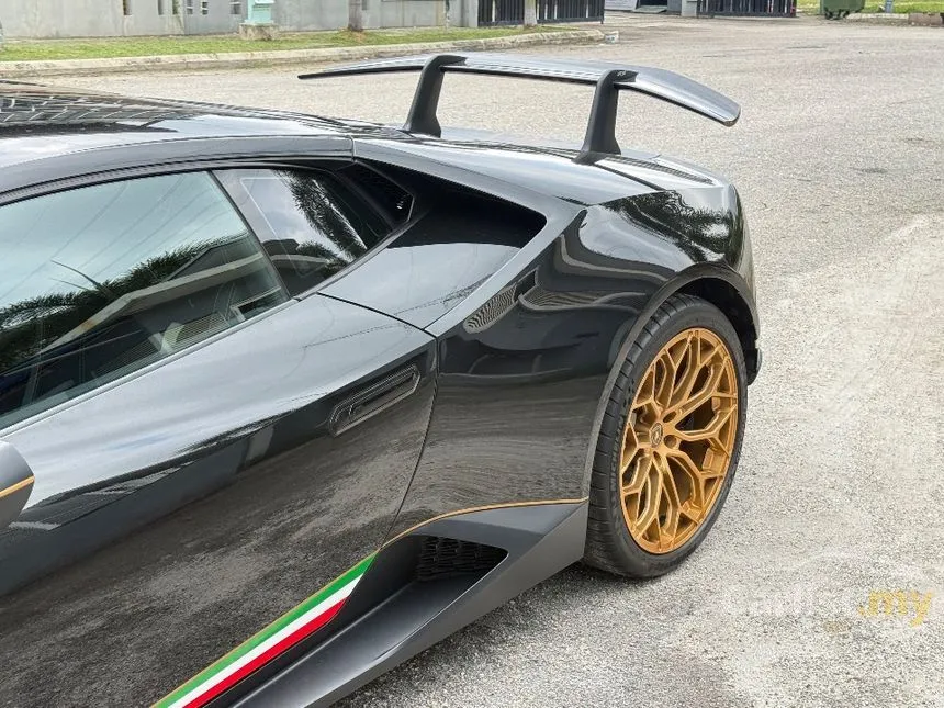 2018 Lamborghini Huracan Performante Coupe