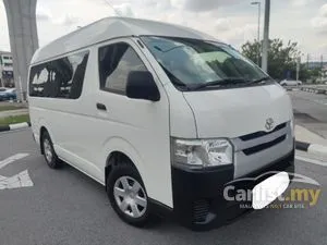 2015 Toyota Hiace 2.7 Window Van Van