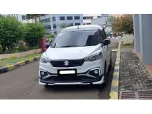 2024 Suzuki Ertiga 1.5 Hybrid SS MPV putih km 10 ribu hybrid