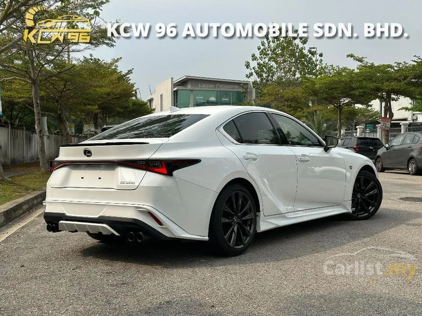 2021 Lexus IS 300 F Sport Sedan