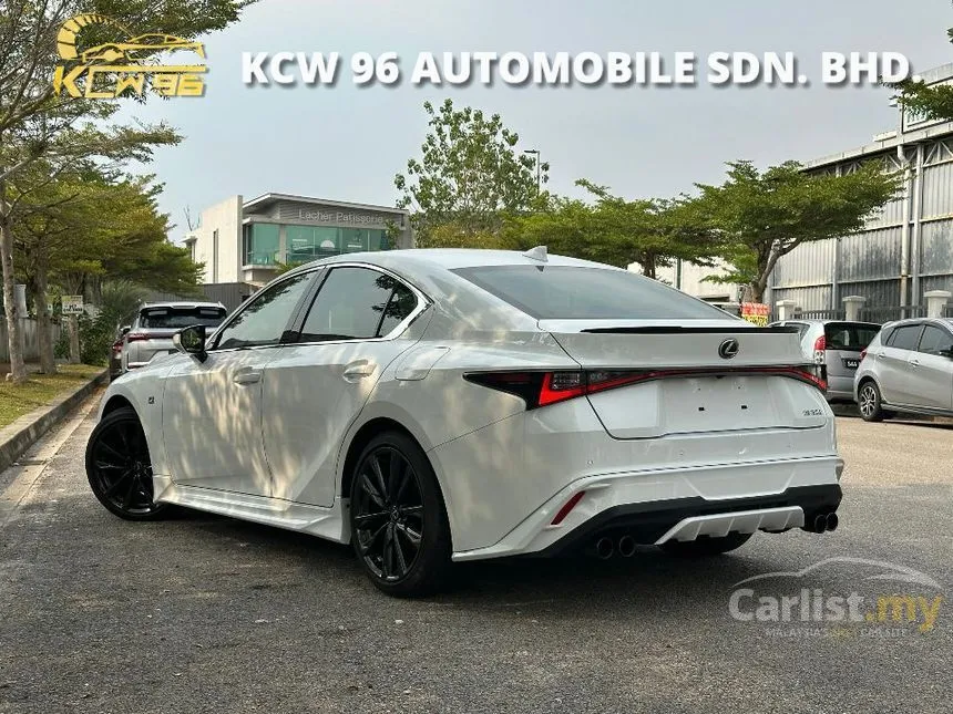 2021 Lexus IS 300 F Sport Sedan