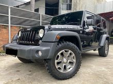 PROMO SHOWROOM SANDY NAYOWAN WRANGLER RUBICON 3.6 PENTASTAR 4 DOORS 2014 2015 LAST EDITION TDP 350 JUTA SAHARA