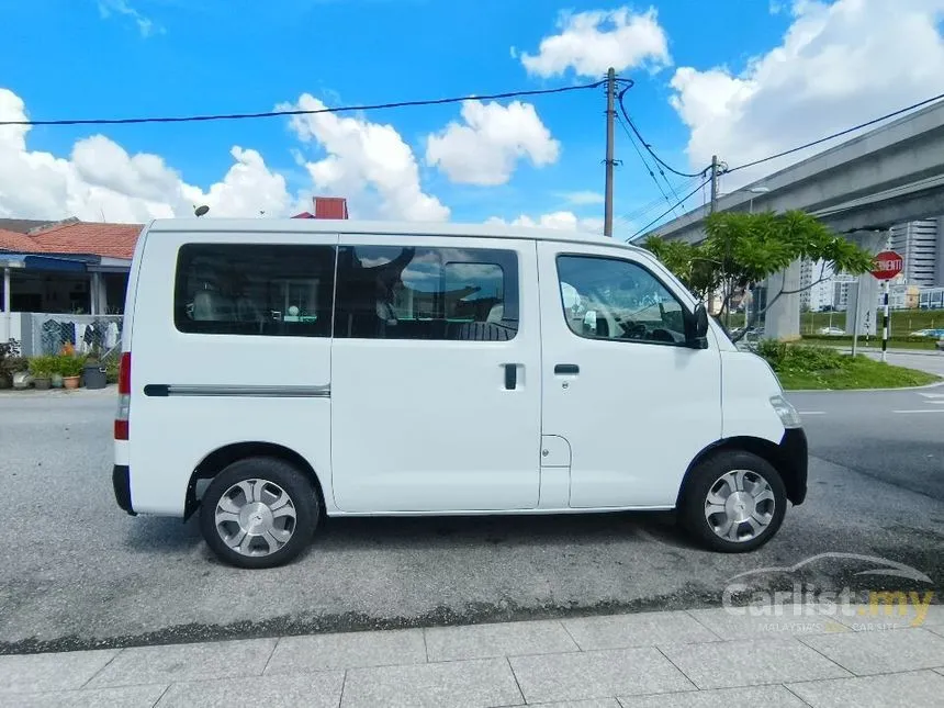 2013 Daihatsu Gran Max WINDOW VAN Van