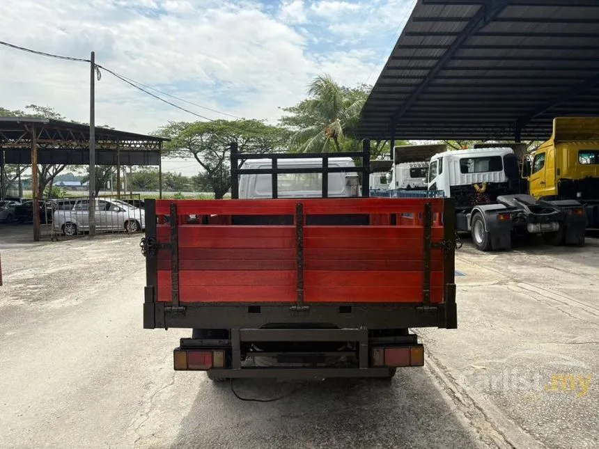 1997 Hicom Perkasa MTB 140 Crew Lorry