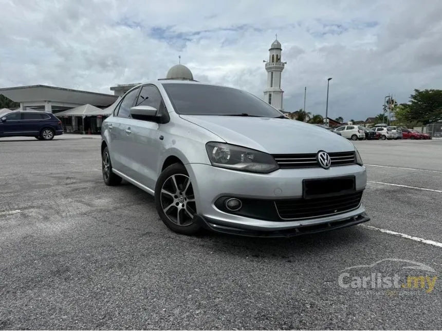 2012 Volkswagen Polo Sedan