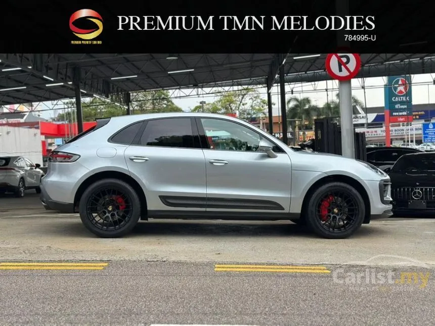 2022 Porsche Macan SUV