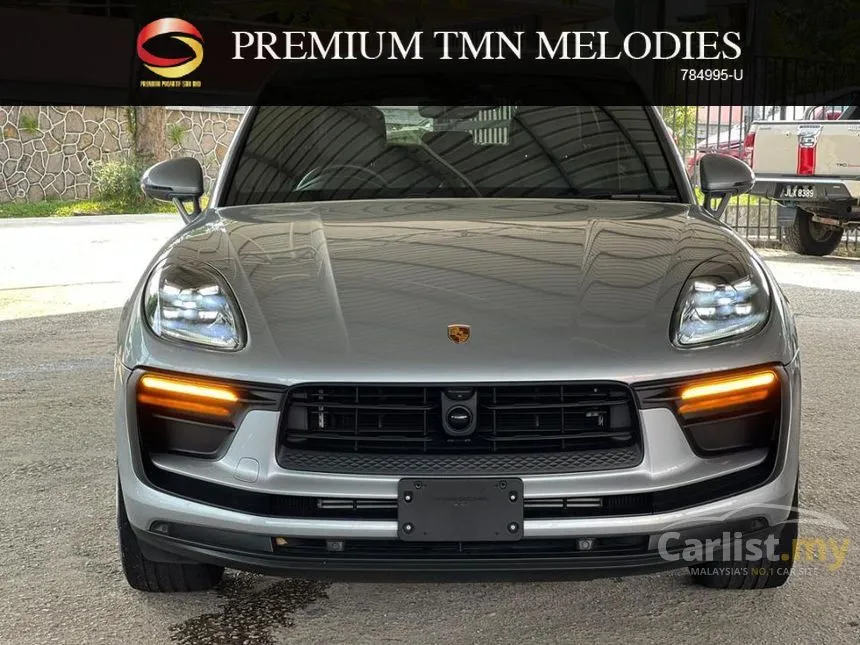 2022 Porsche Macan SUV
