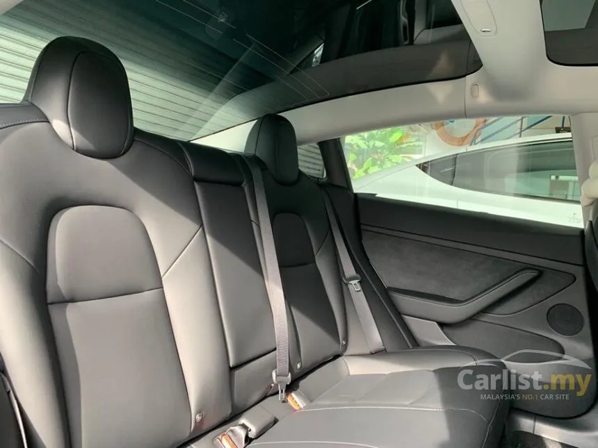 2022 TESLA Model 3 Standard Range Sedan